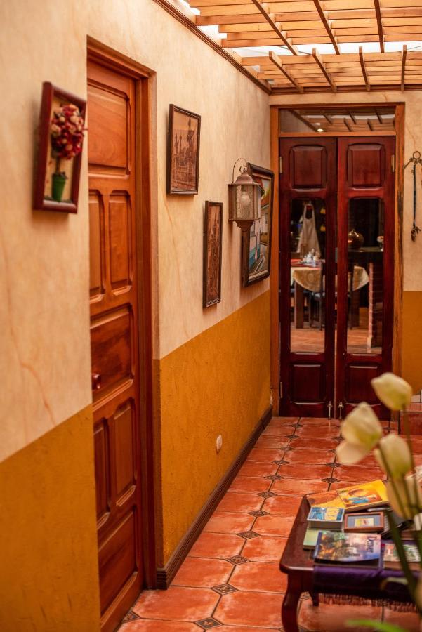 La Casa De Mama Coyita Hotel Cartago Exterior photo