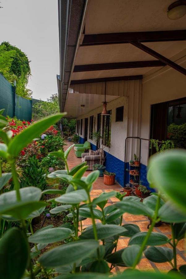 La Casa De Mama Coyita Hotel Cartago Exterior photo
