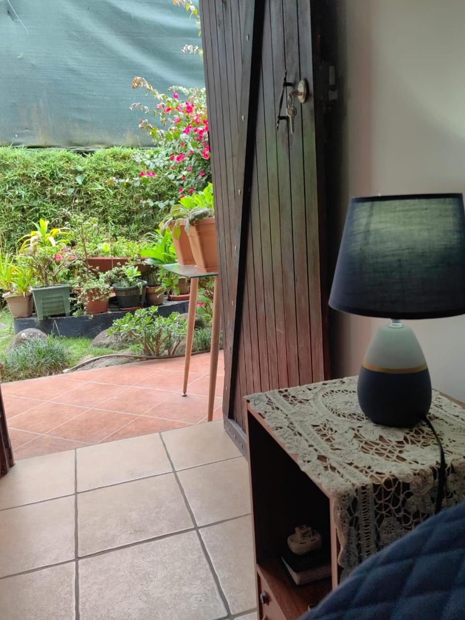 La Casa De Mama Coyita Hotel Cartago Exterior photo